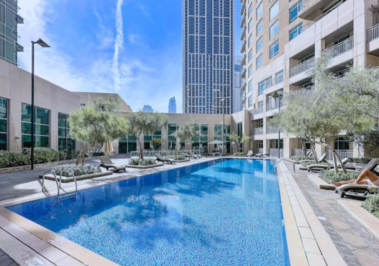 Walk To Dubai Mall Alluring 1Br In Burj Views Apartment